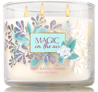 Magic in the Air Bath & Body Works Candle Review