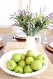 green-apples-and-lavender-candle