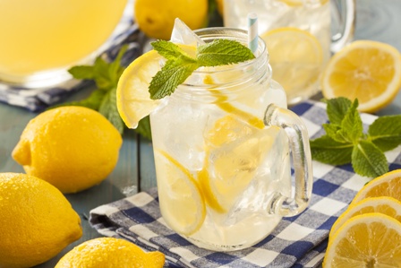 Lemonade-candle