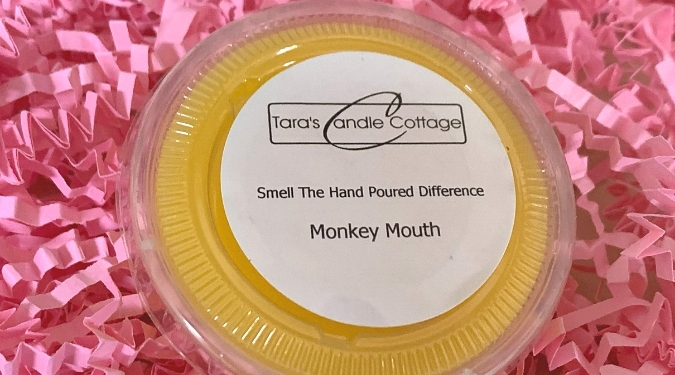 Tara's Candle Cottage Melts - Smell The Hand Poured Difference