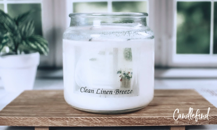 Red Bud Candle Company Clean Linen Breeze Candle Photo by Candlefind