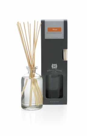 Review of a Mango Scented Reed Diffusers from Hillhouse Naturals