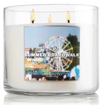 Review of a Summer Boardwalk scented candle from Bath & Body Works