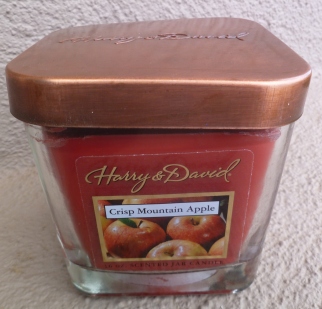 Harry & David Crisp Mountain Apple scented candle review