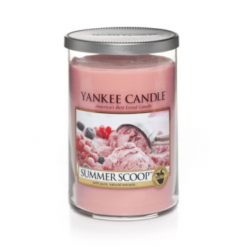 Yankee Candles Summer Scoop scented candle review
