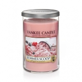 Yankee Candles Summer Scoop scented candle review